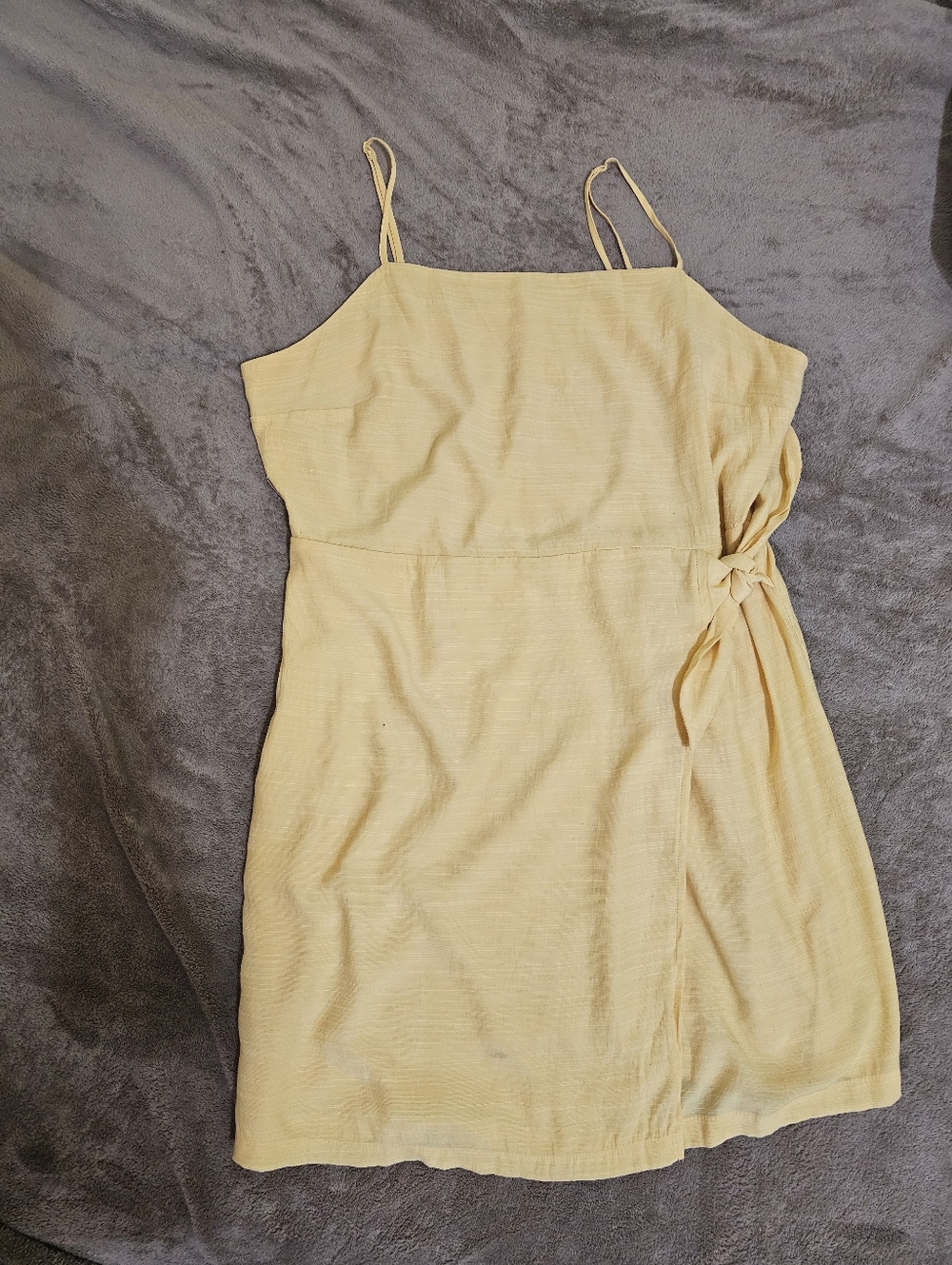 Nine West Pale Yellow Spaghetti-Strap Mini Dress with Side Tie